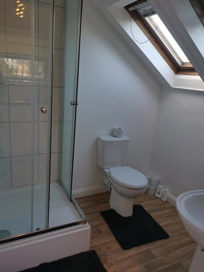 Unique Studio III With Free Wifi Maidstone Exteriör bild